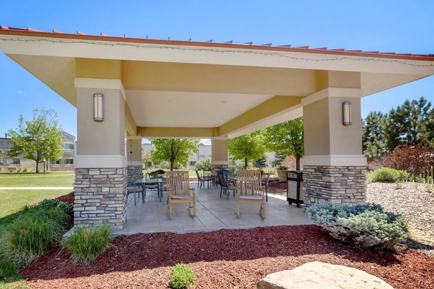 Best Western Plus Loveland Inn EXTERIOR
