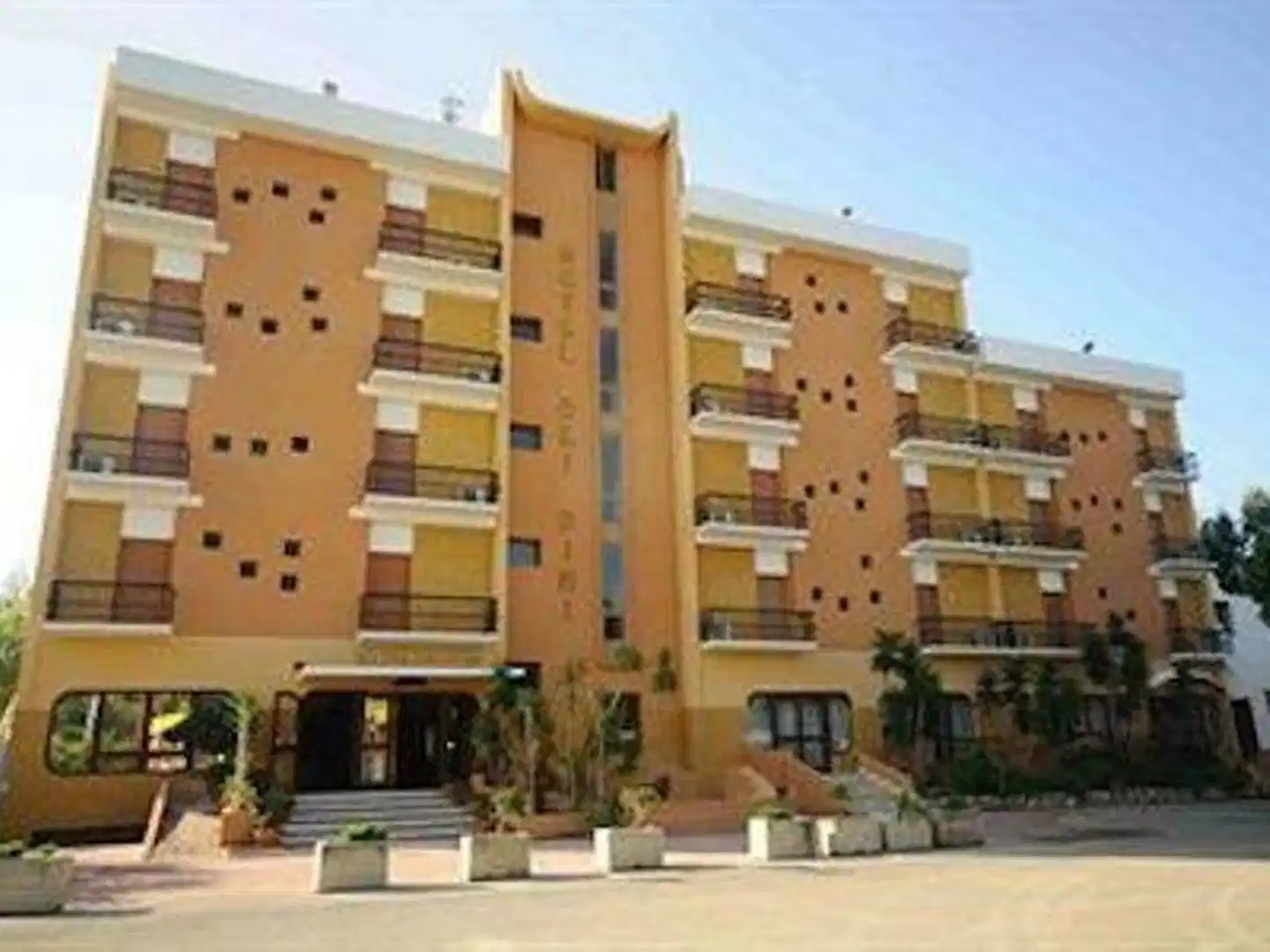 Dei Pini Aussenansicht