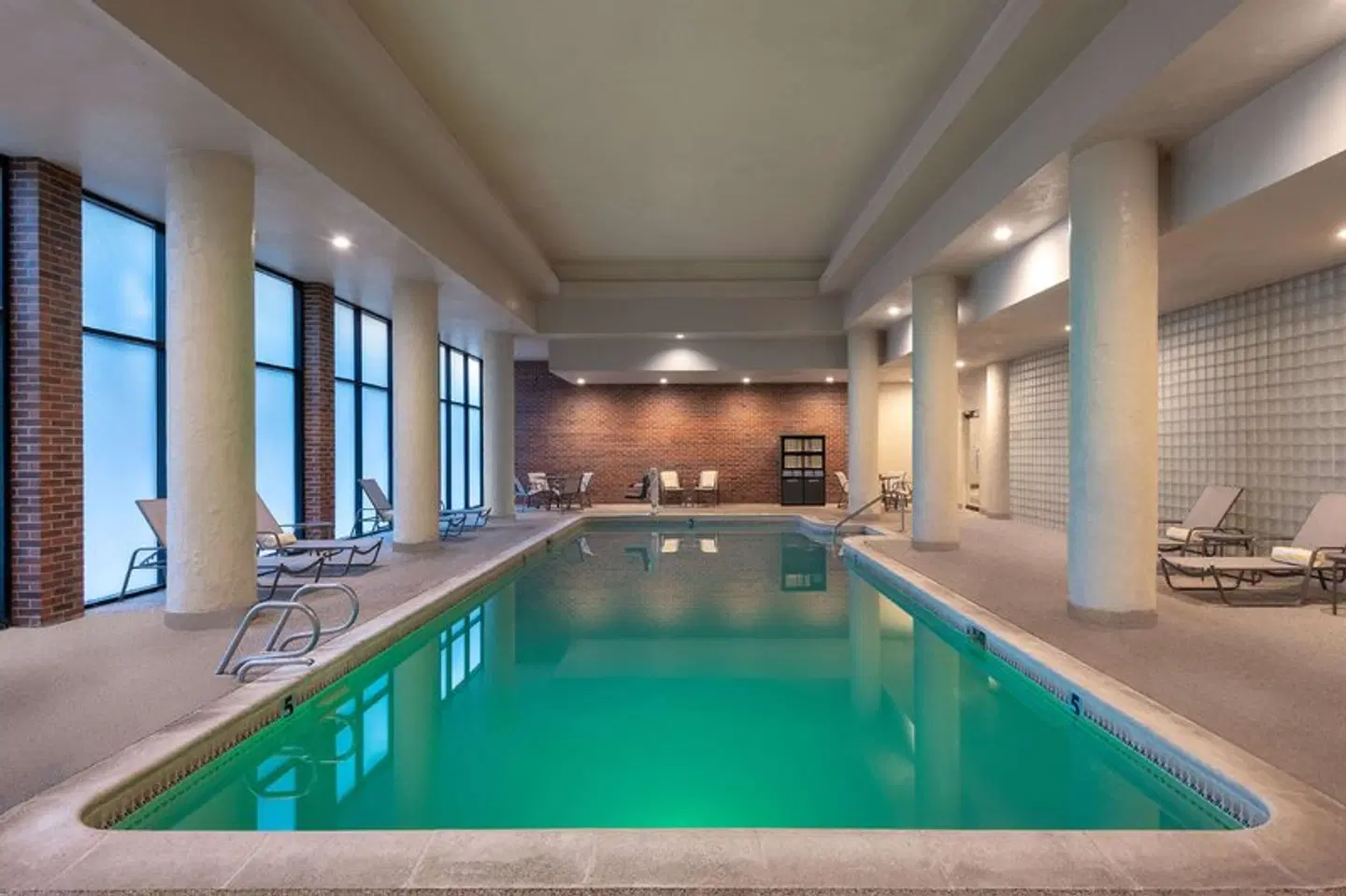 DoubleTree by Hilton Denver Southeast Hallenbad