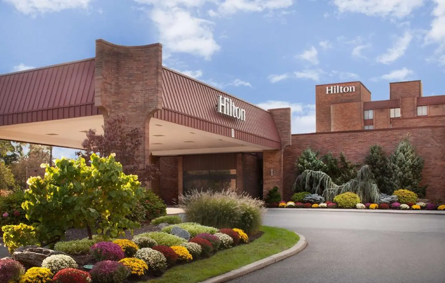 Hilton Parsippany EXTERIOR