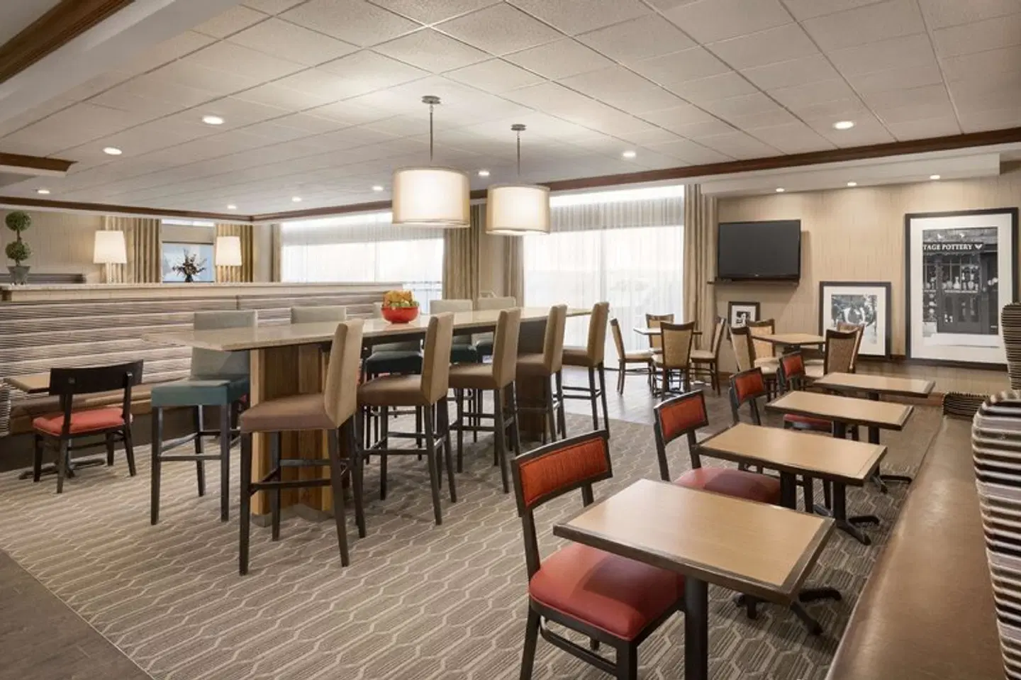 Hampton Inn Denver West Federal Center Bar