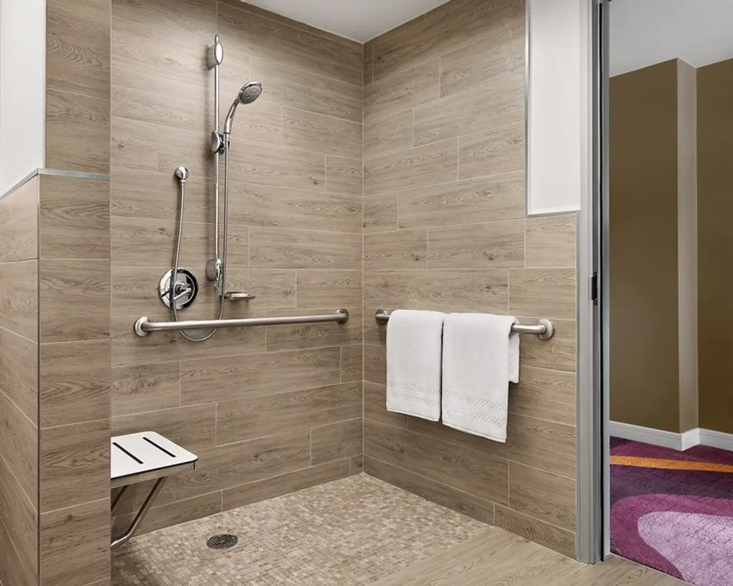 Pasadena Hotel & Pool Badezimmer