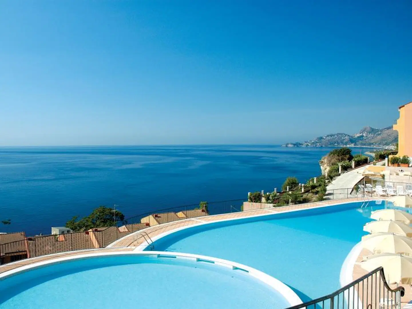 Capo dei Greci Taormina Coast- Resort Hotel & SPA OUTDOOR_POOL