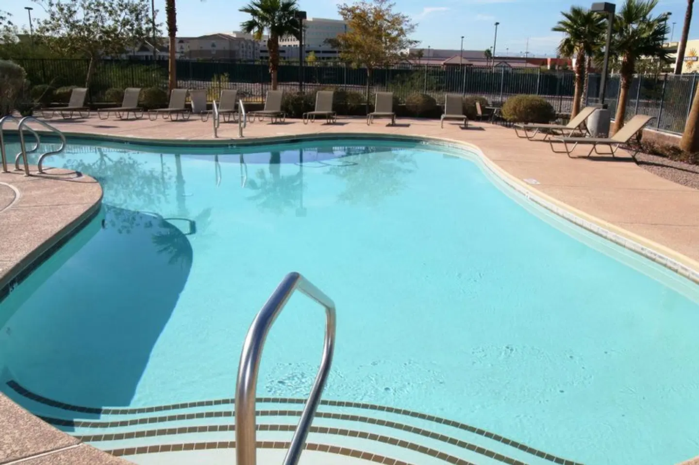 Hampton Inn & Suites Las Vegas-Henderson OUTDOOR_POOL