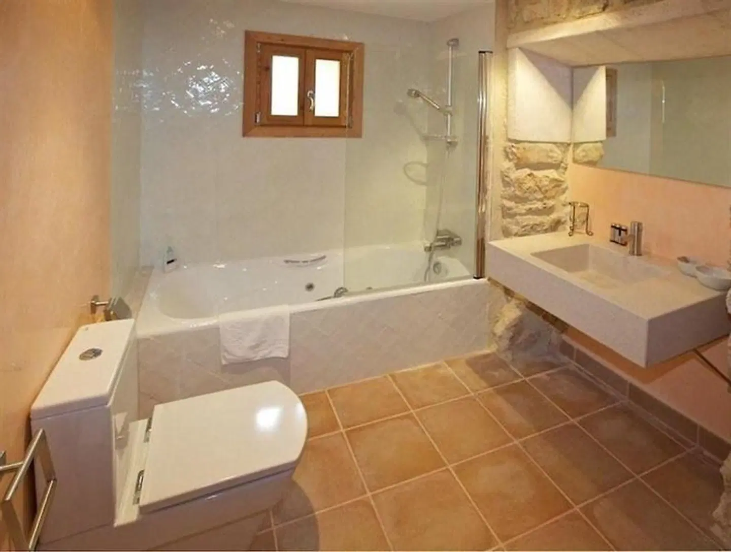 Son Ametler Badezimmer