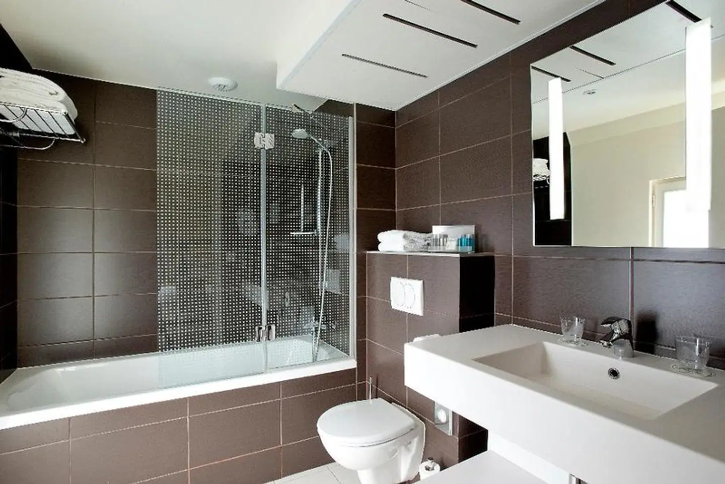 Holiday Inn Paris Opera-Grands Boulevards Badezimmer
