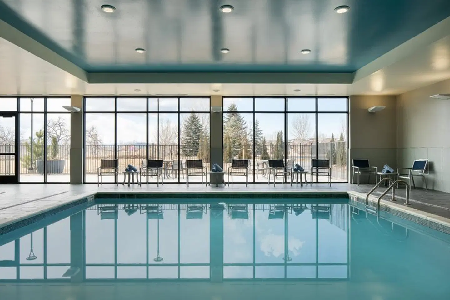 Courtyard by Marriott Loveland Fort Collins Hallenbad