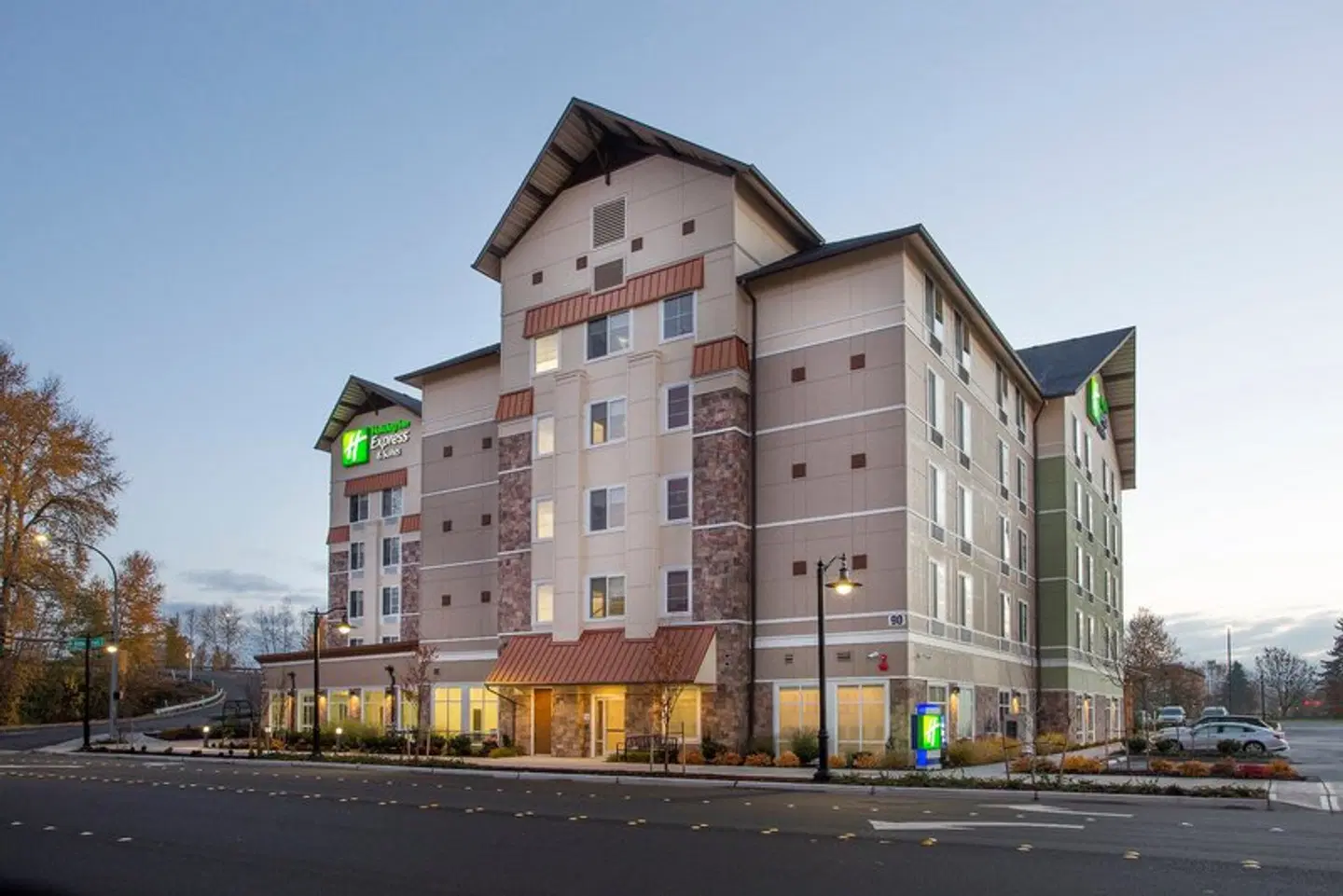 Holiday Inn Express & Suites Seattle South - Tukwila by IHG EXTERIOR