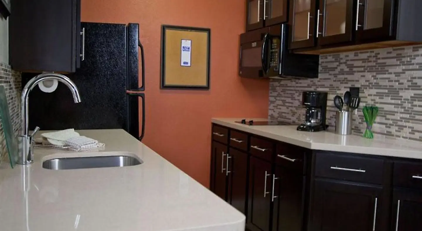 Sonesta ES Suites San Francisco Airport San Bruno ROOM_EXAMPLE