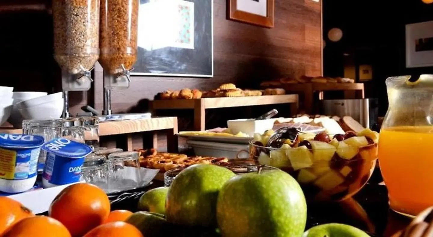 Browns Central Hotel Restaurant