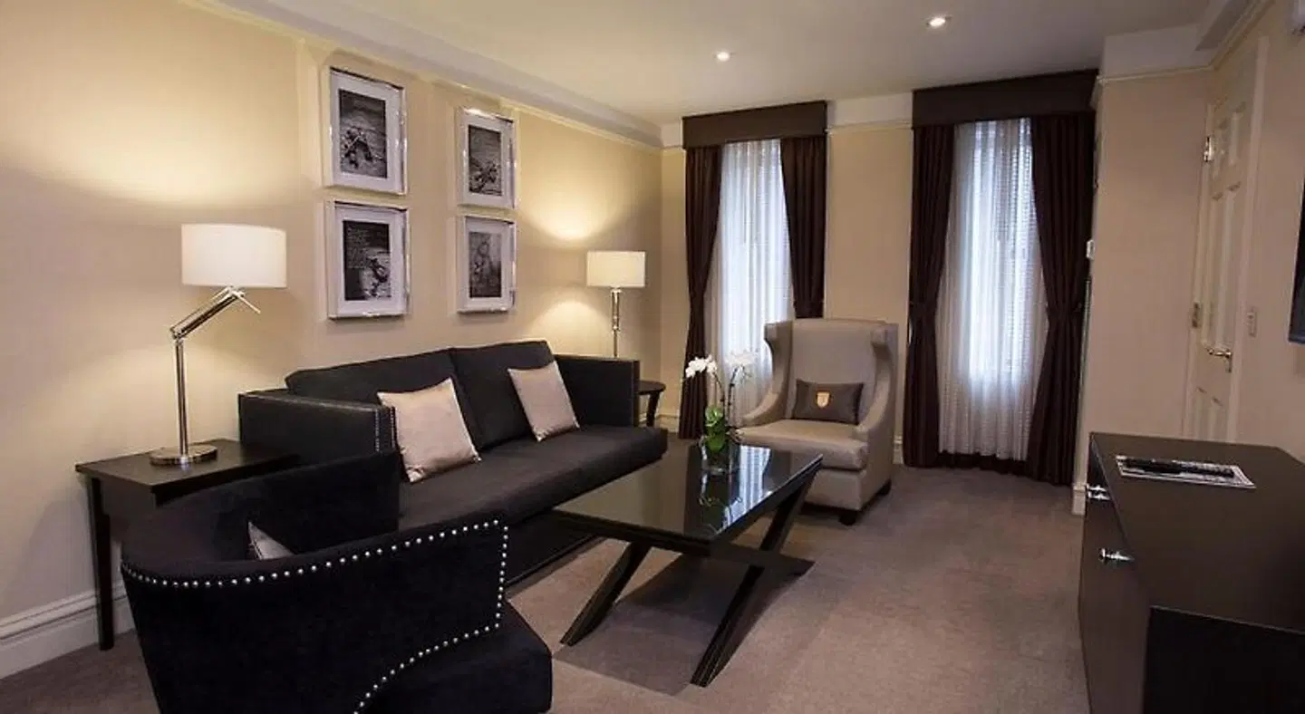 Fitzpatrick Manhattan ROOM_EXAMPLE