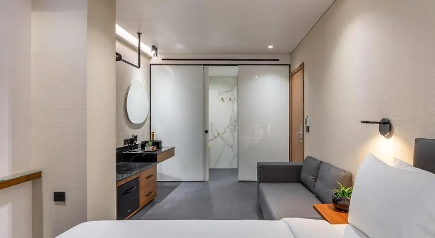 Amazon Hotel Athens ROOM_EXAMPLE