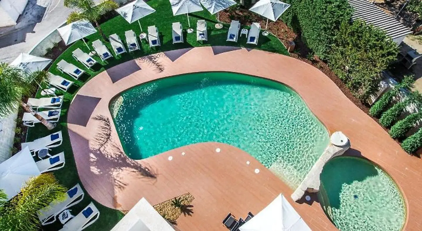 Velamar Boutique Hotel OUTDOOR_POOL