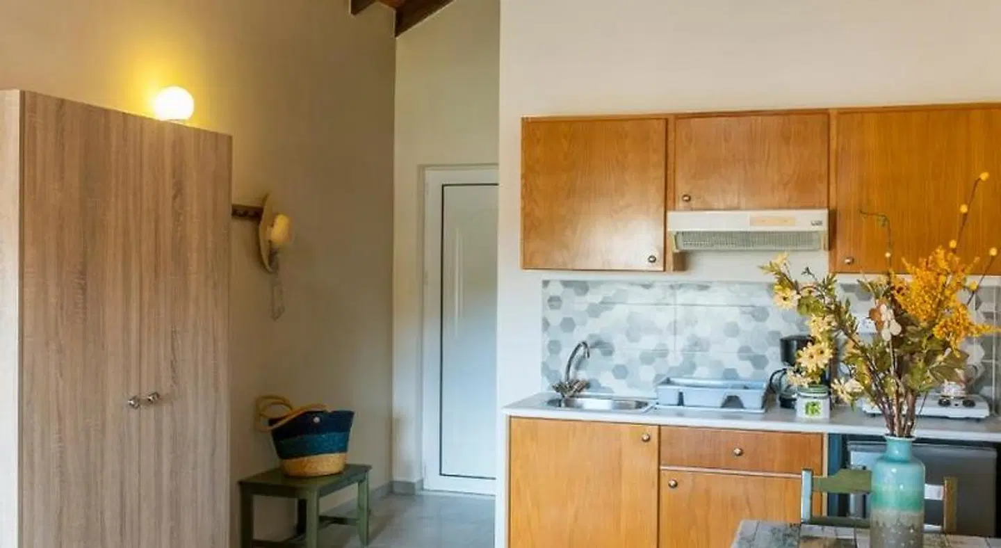 Theos Village Apartments ROOM_EXAMPLE