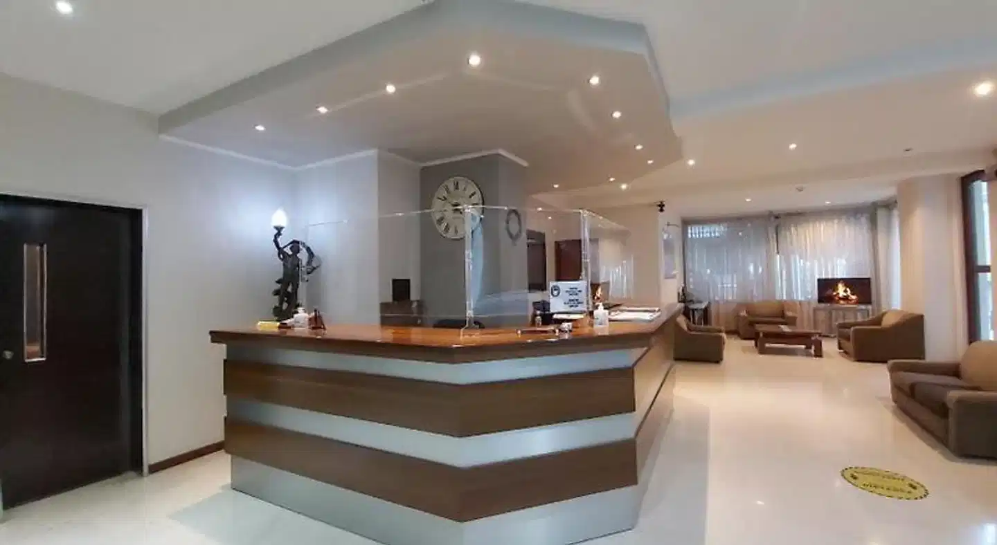 Omiros Hotel Lobby