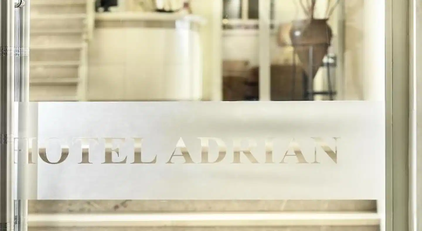 Adrian Hotel Badezimmer