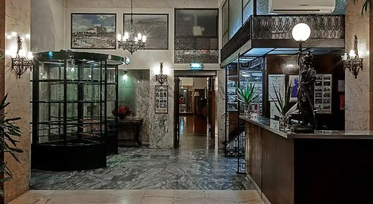 Astoria Lobby