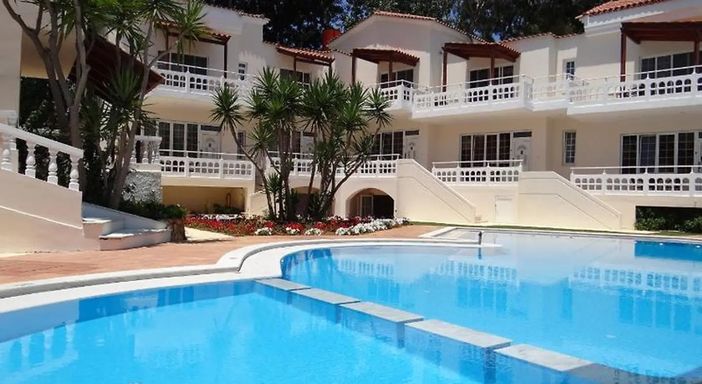 Perla Beach OUTDOOR_POOL