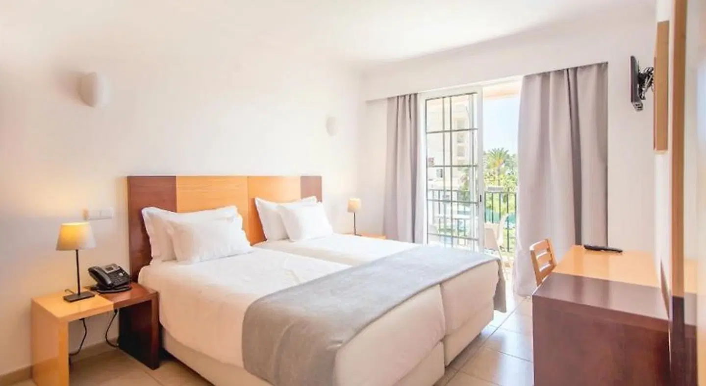 Aqua-Mar Moon Dreams Apartotel ROOM_EXAMPLE