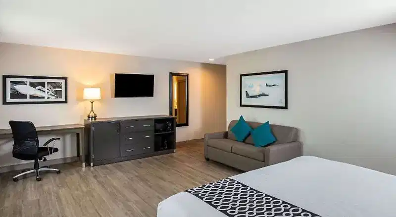 La Quinta Inn Las Vegas Nellis – Hotelfoto