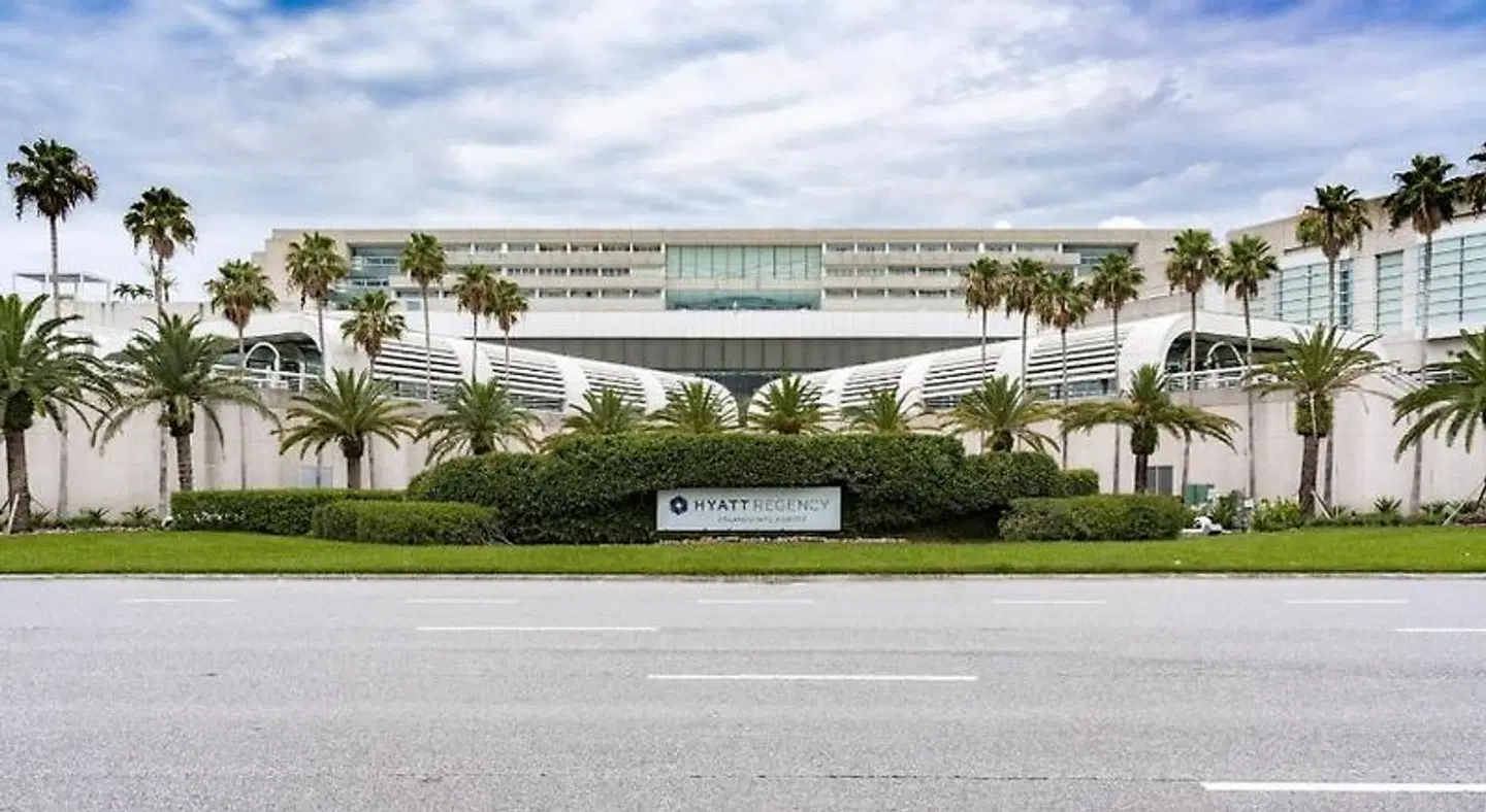 Hyatt Regency Orlando International Airport EXTERIOR