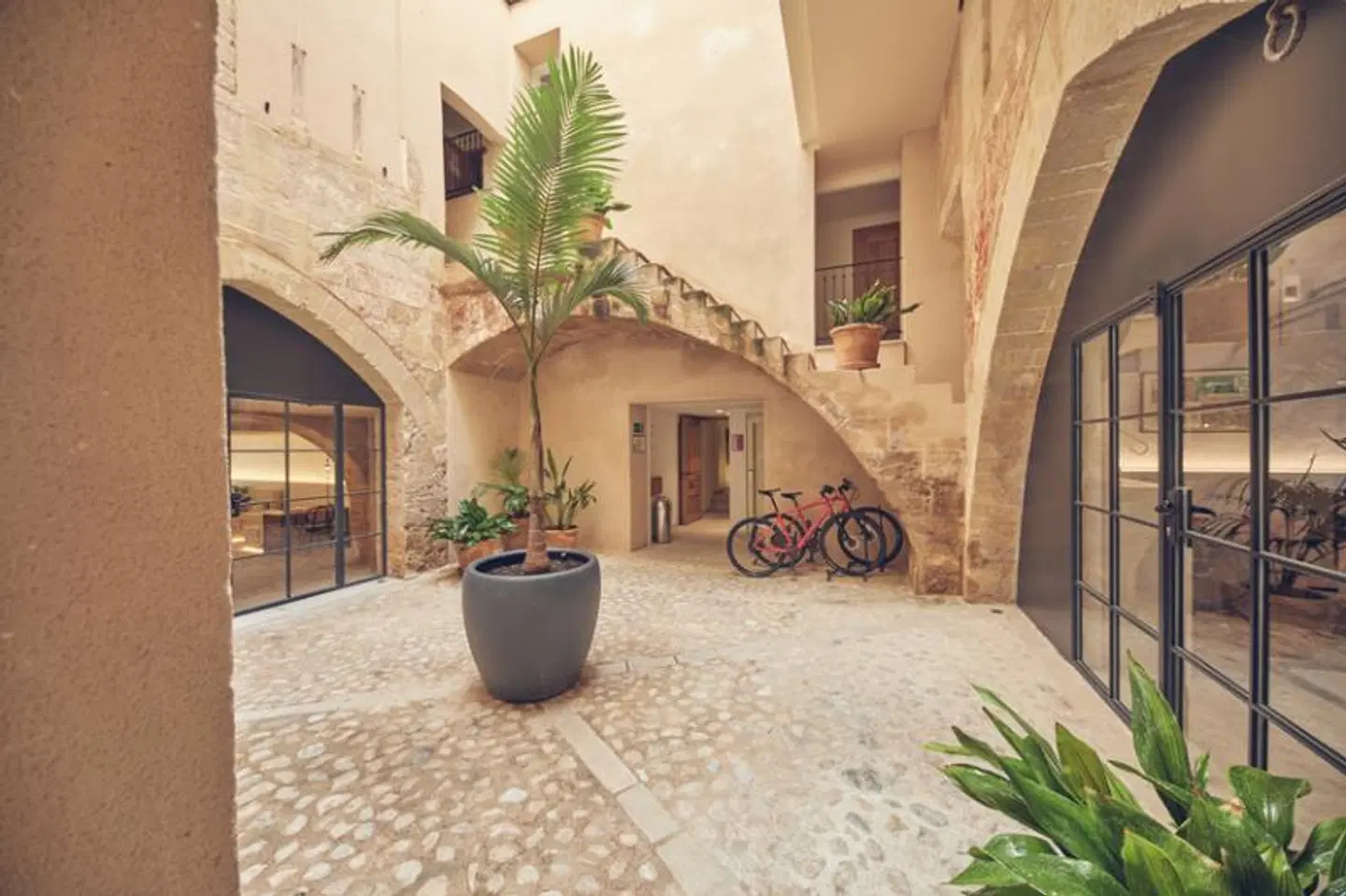 FIL Suites EXTERIOR