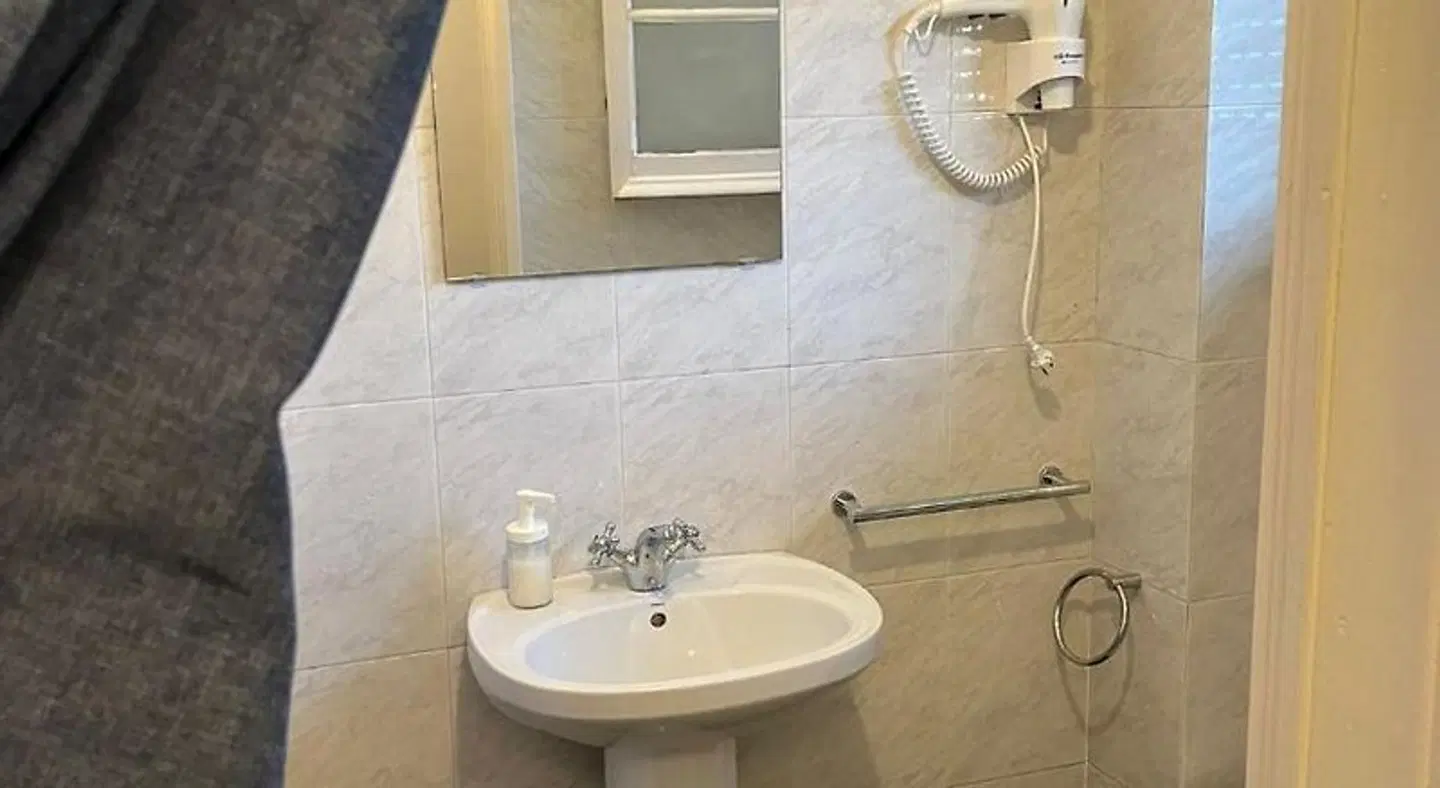 Alvalade II Guest House Badezimmer