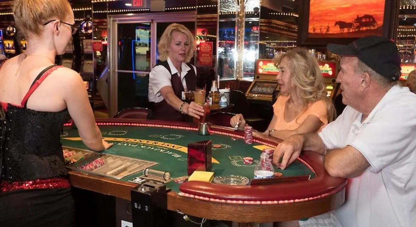 Skyline Hotel and Casino Restaurant