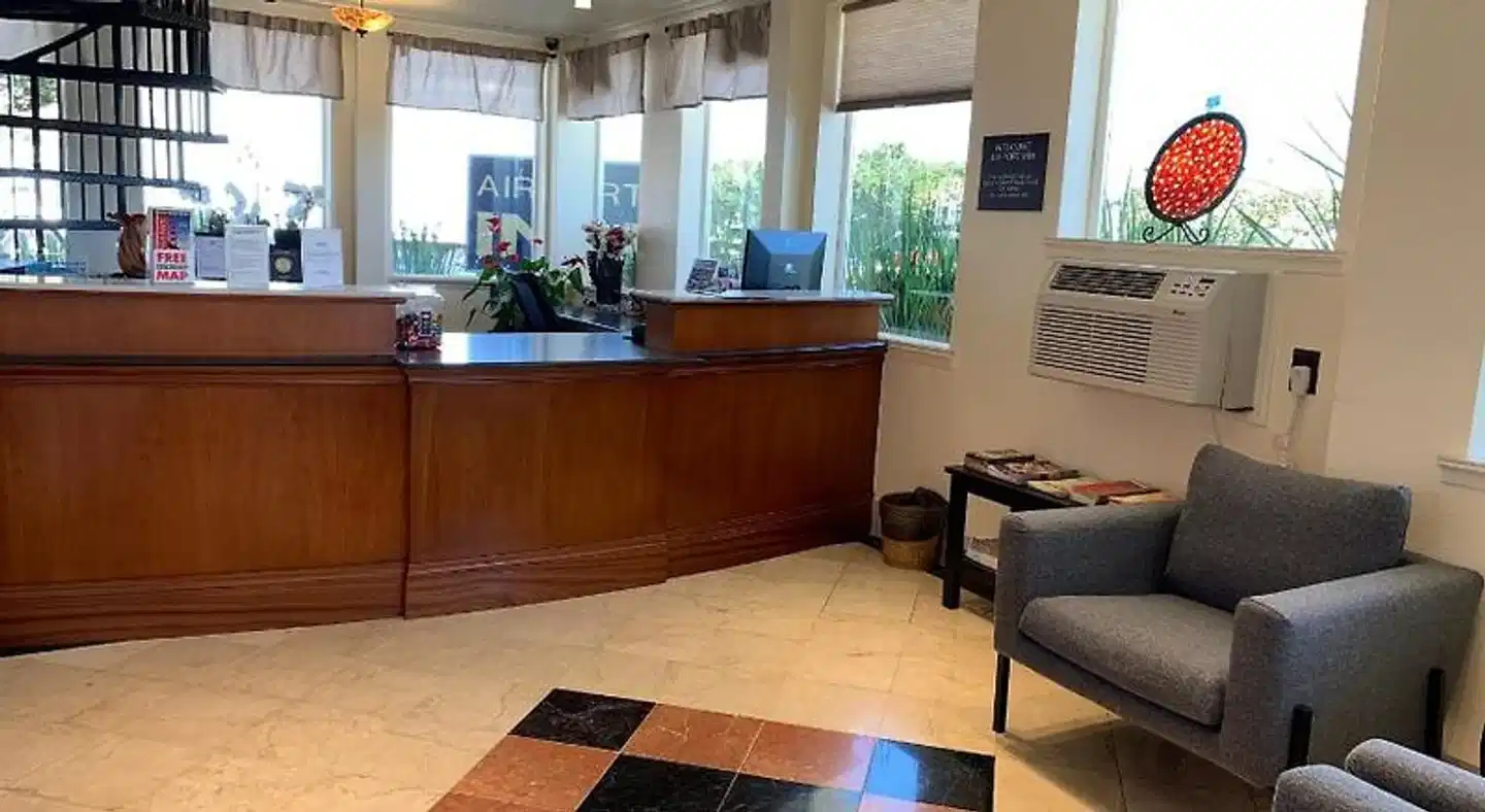 Airport Inn Lobby