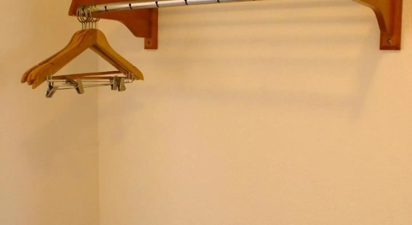 Airport Inn ROOM_EXAMPLE