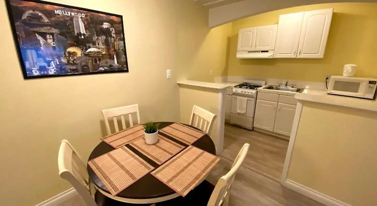 Hollywood Celebrity Hotel ROOM_EXAMPLE