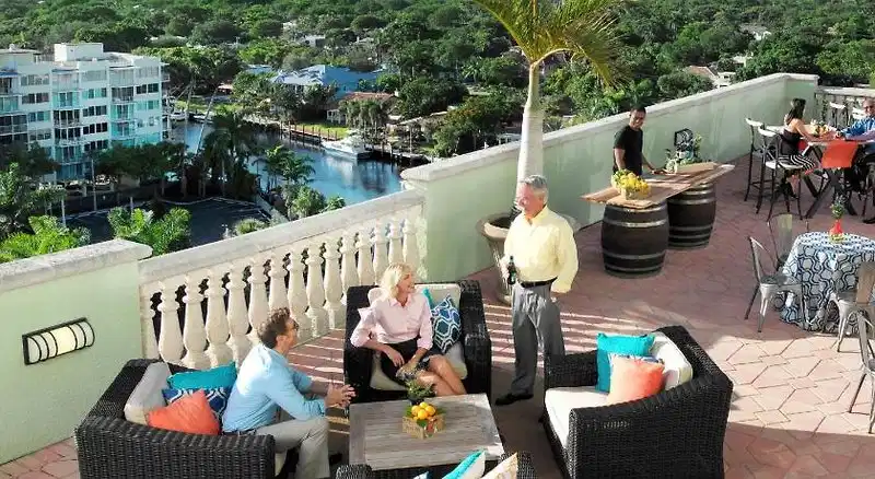 Riverside Hotel – Hotelfoto