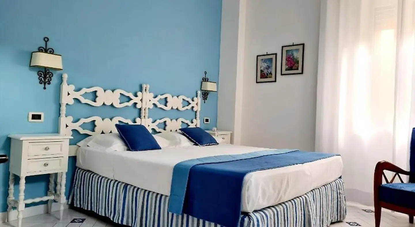 Villa Di Sorrento ROOM_EXAMPLE