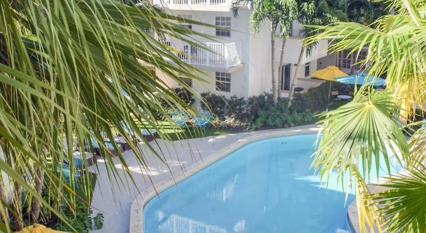 Coral Reef at Key Biscayne OUTDOOR_POOL