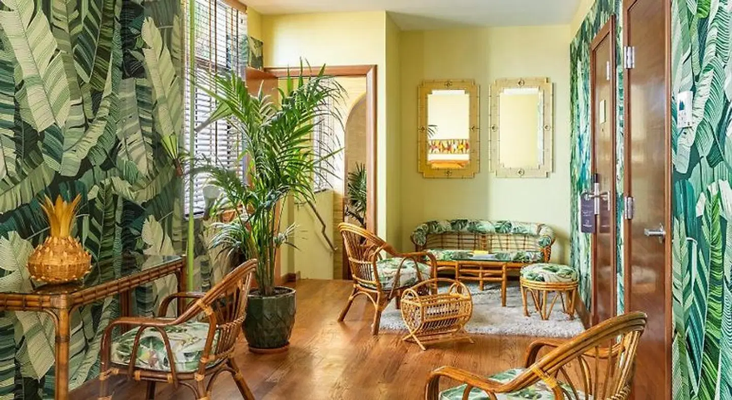 Pelican Hotel Restaurant