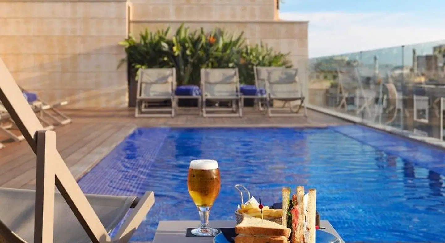 H10 Art Gallery Terrasse