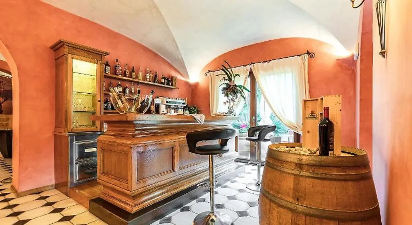Sa Contonera Bar