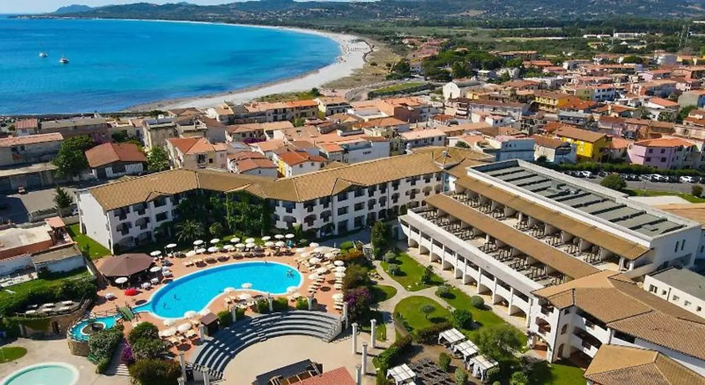 Hotel Cala Della Torre OUTDOOR_POOL