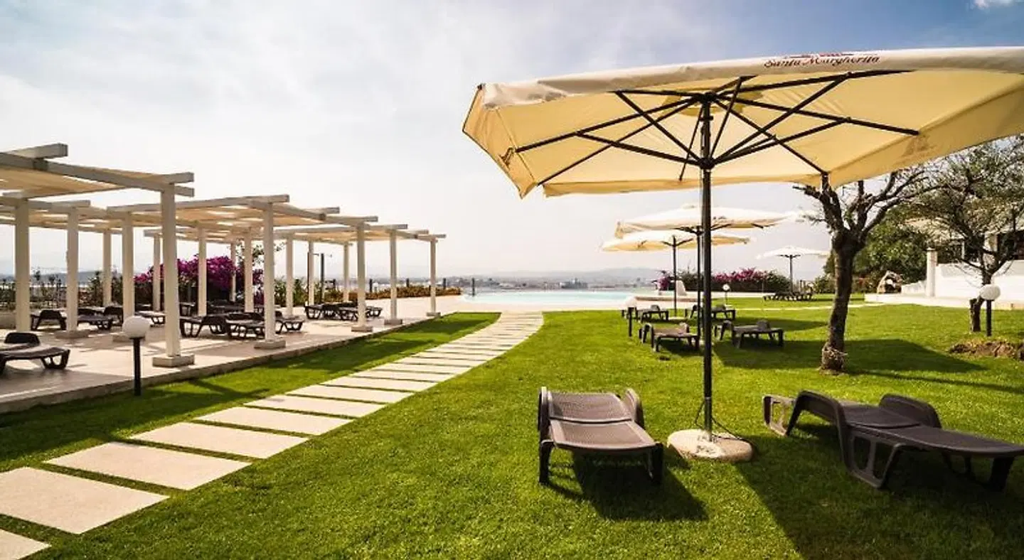 Hotel dP Olbia - Sardinia Garten