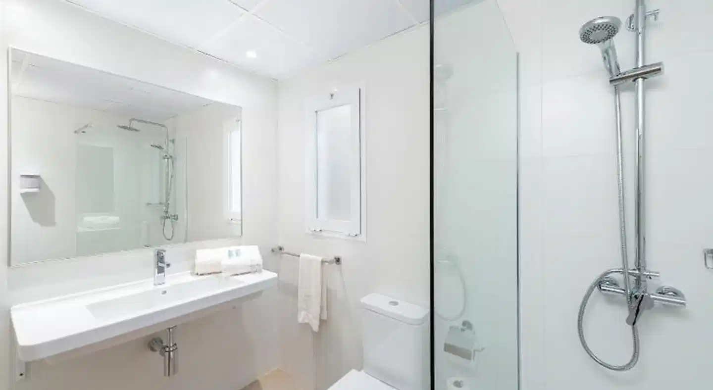 Apartamentos Carlos V Badezimmer