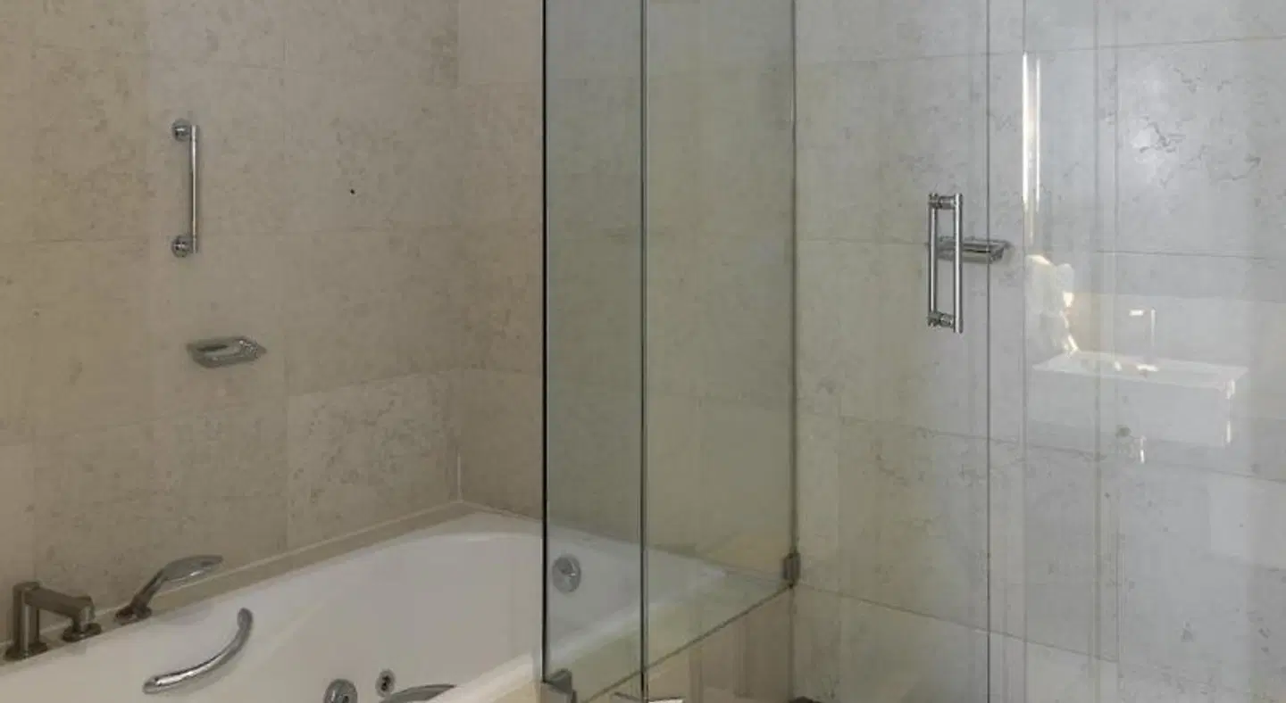 Parador de Toledo Badezimmer