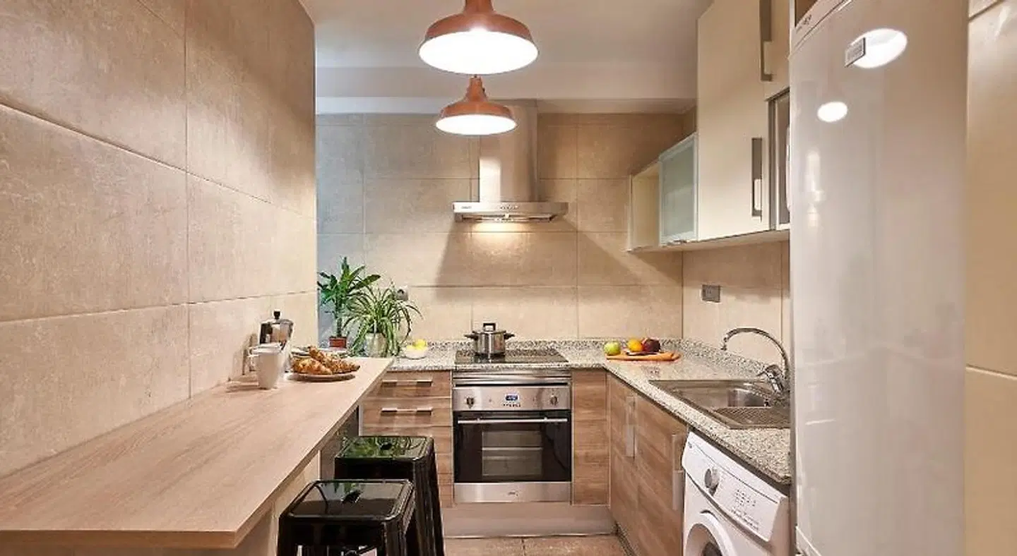Barcelona Sants Station Apartments Badezimmer