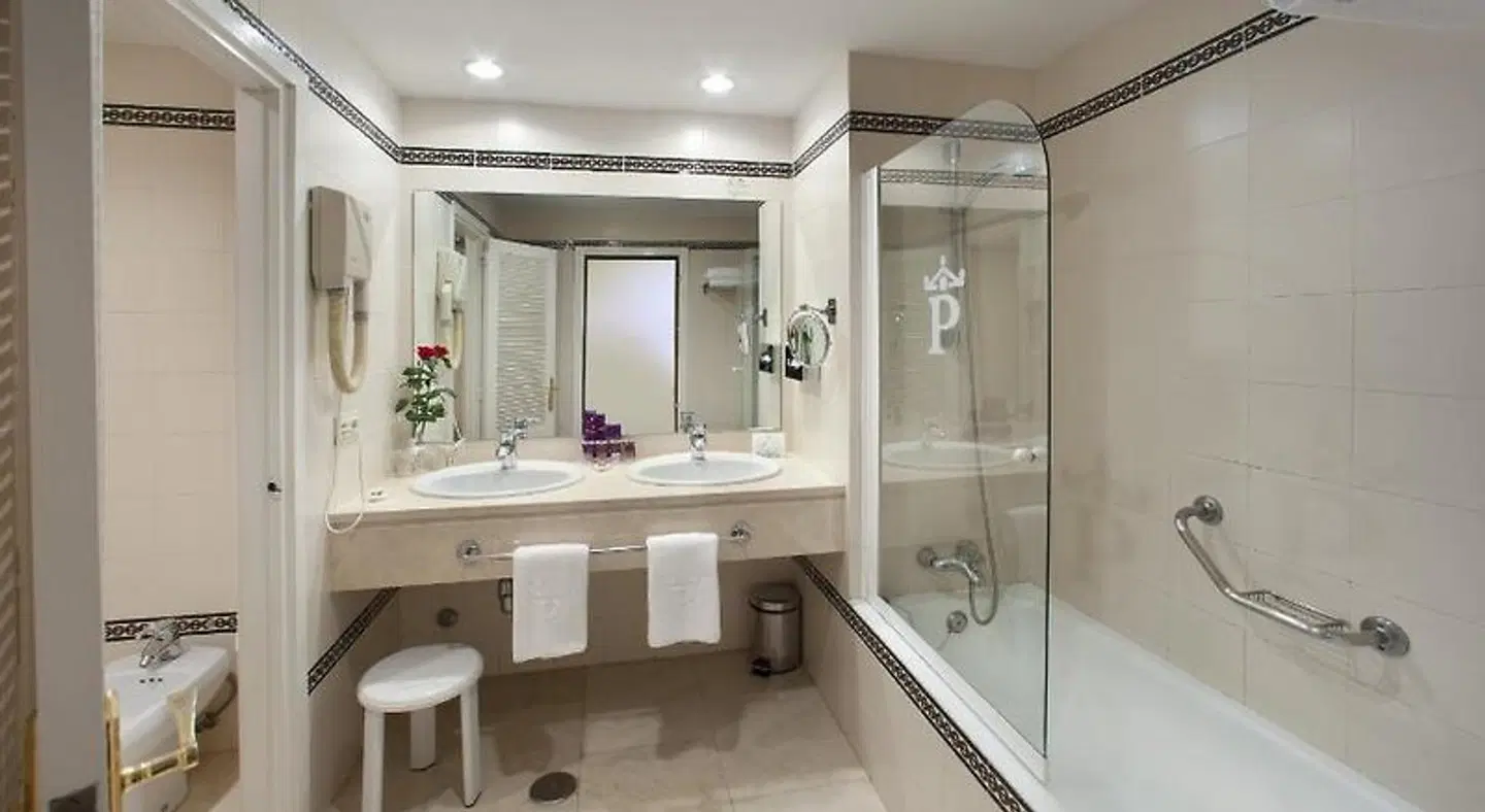 Parador de Ayamonte Badezimmer