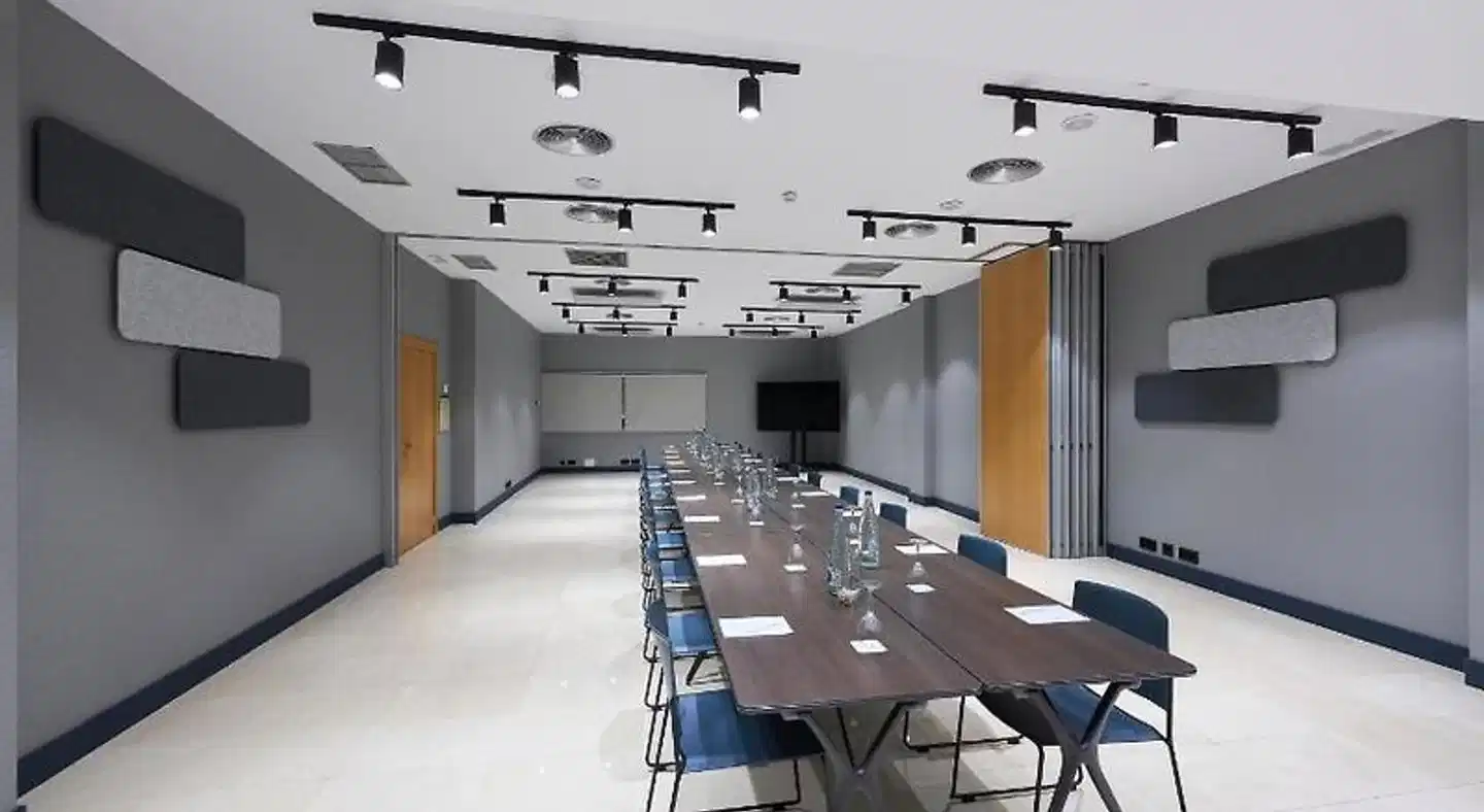 Catalonia La Maquinista Konferenz