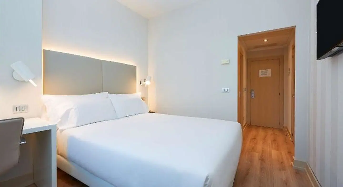 NH Bilbao Deusto ROOM_EXAMPLE