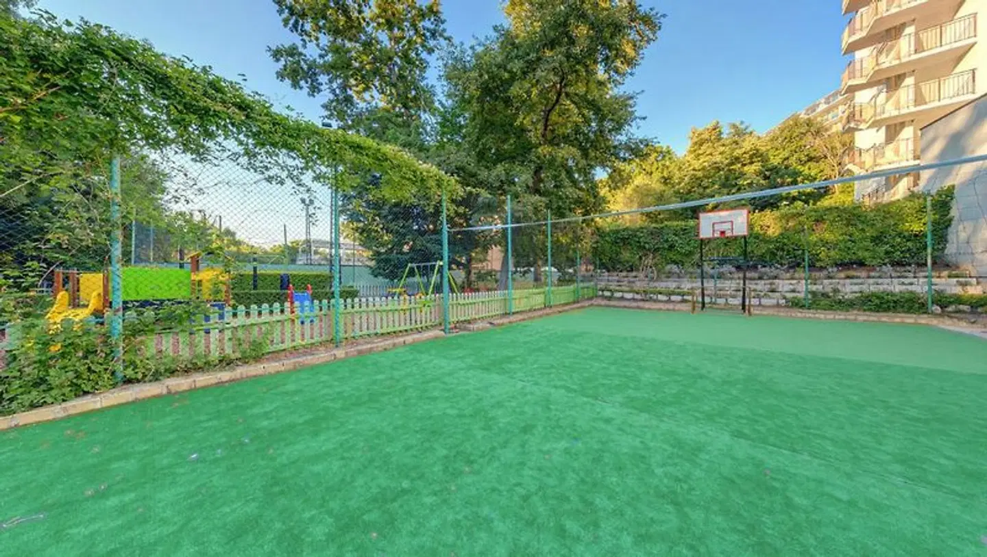 Madara Park Hotel Garten