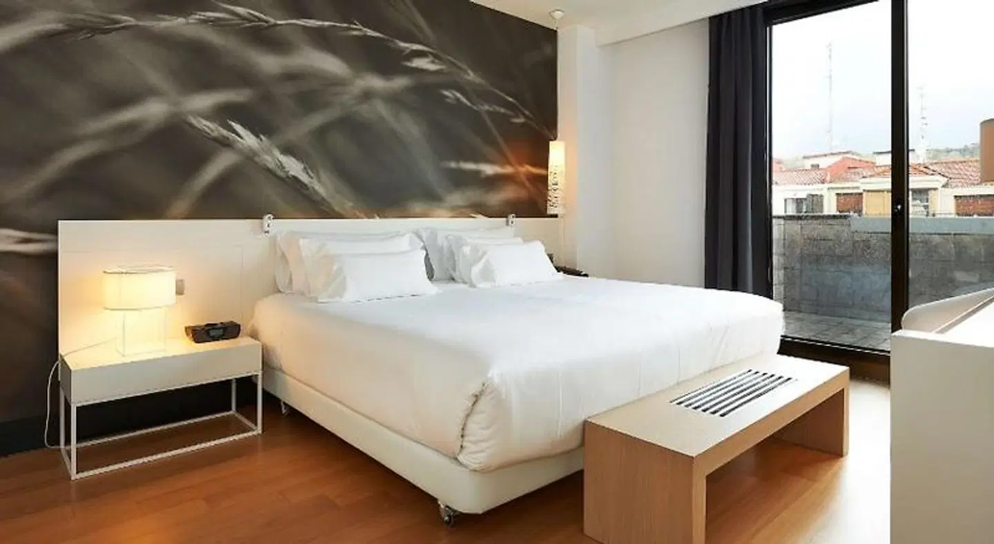 NH Collection Villa de Bilbao ROOM_EXAMPLE