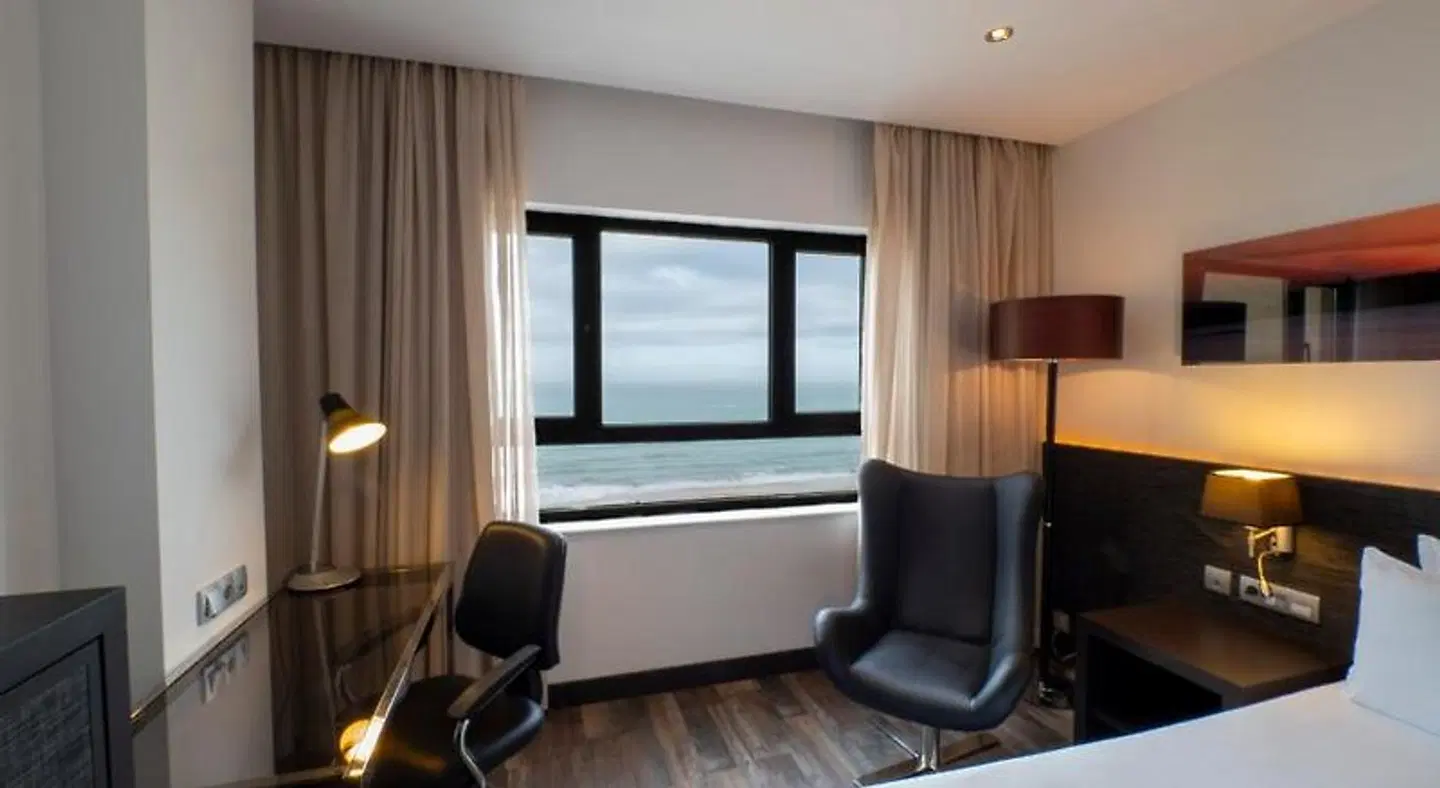 Hotel Cádiz Paseo del Mar Affiliated by Meliá ROOM_EXAMPLE