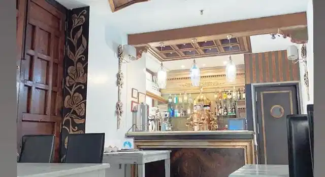 Sacristia de Santa Ana Bar