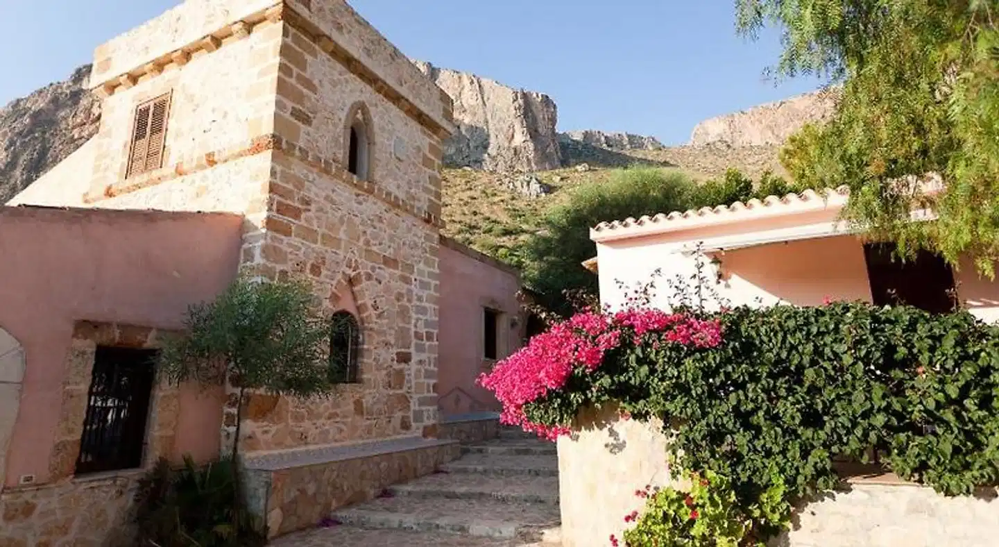 Cala Dell'Arena Aussenansicht